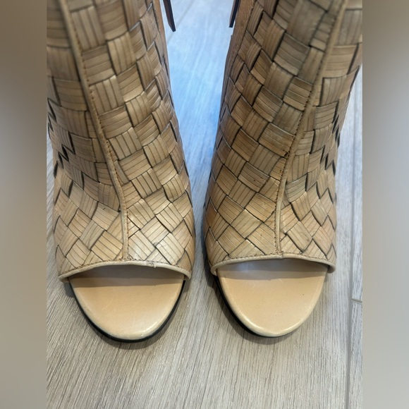 Cole Haan Open Toe Ankle Heel Bootie Woven Office Catalina Peep Toe 8.5 B - Picture 10 of 11